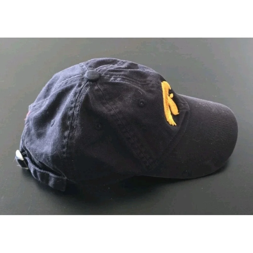 New Era  NCAA Iowa Hawkeyes‎ Child Youth Strapback Dad Hat